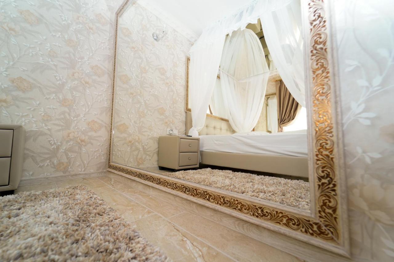 Anadi Hotel Boutique Only Adult Braşov Dış mekan fotoğraf