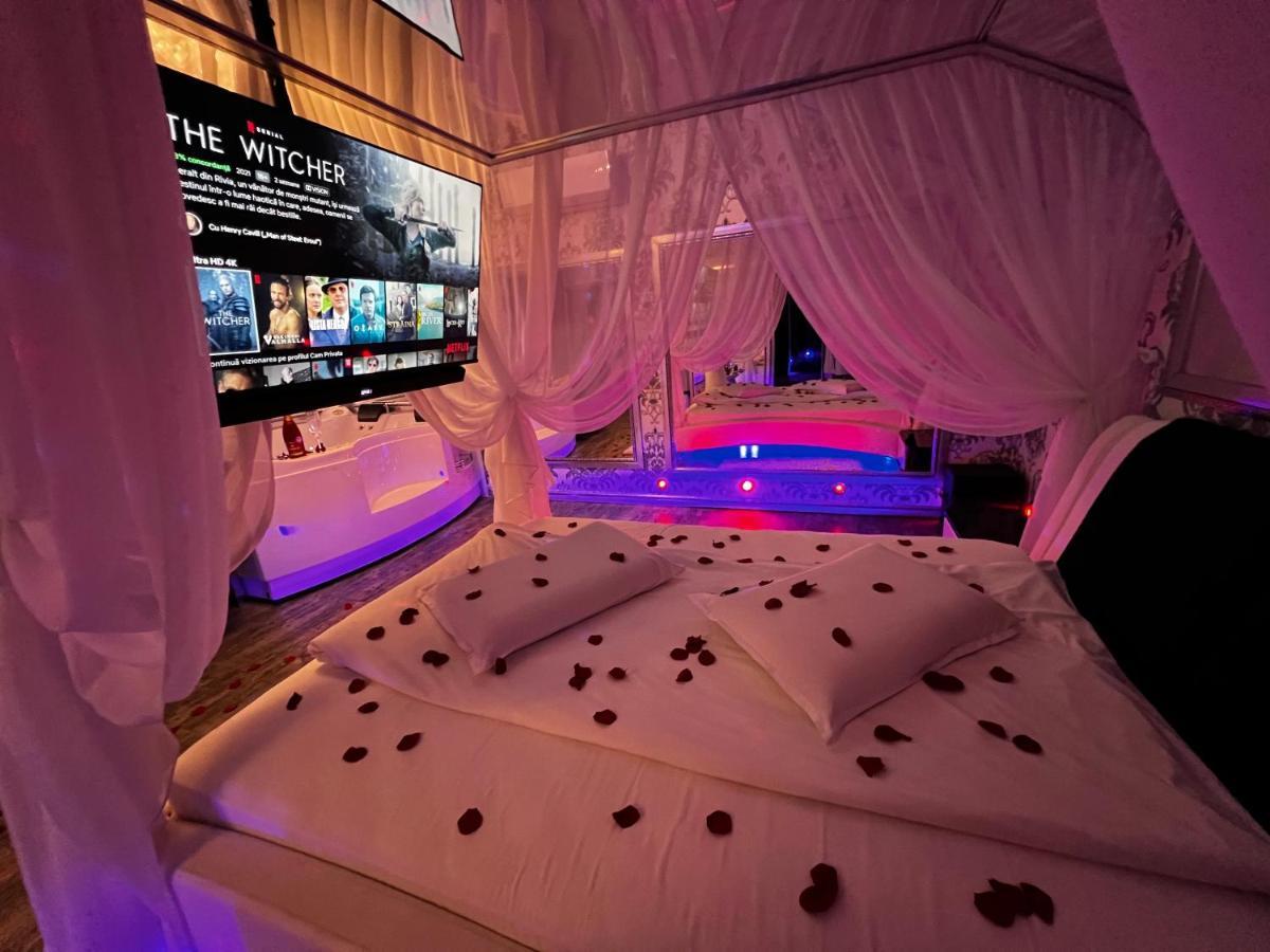Anadi Hotel Boutique Only Adult Braşov Dış mekan fotoğraf