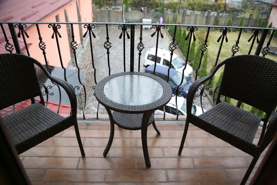 Anadi Hotel Boutique Only Adult Braşov Dış mekan fotoğraf